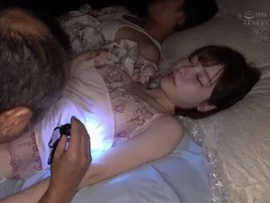 淫荡丈夫的父亲